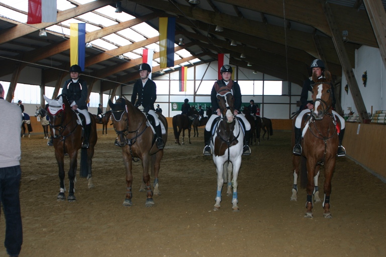 10 Mannsch. Springprfg. Kl. A mit 1 Umlauf 09