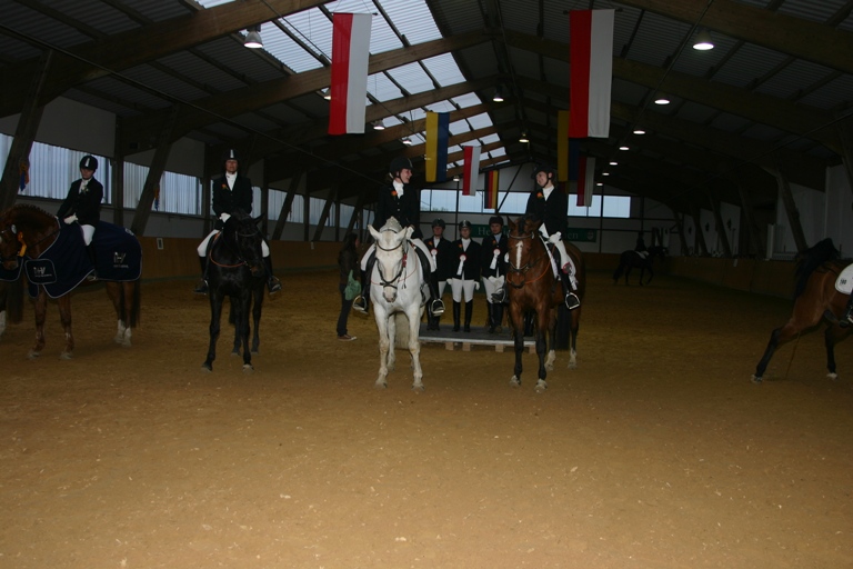 11 Dressurprfg Kl. A für Mannschaften 20