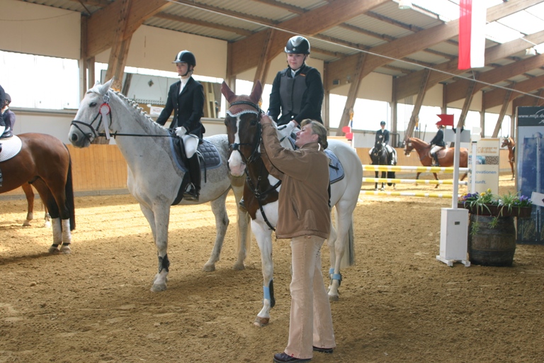 13 Stilspringwettbewerb Kl. E 07